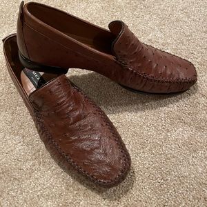 Mezlan Men’s size 9 Ostrich skin brown loafers